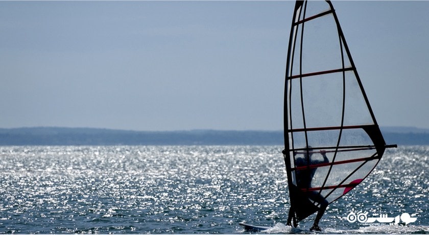 قایق سواری در هتل ریچموند افسوس ریزورت	